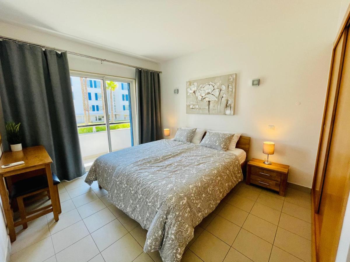 Angies Marina Apartment, Includes 2 Free Passes For The Marina Pool Lagos Exterior foto